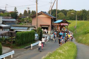 堀東組屋台運行