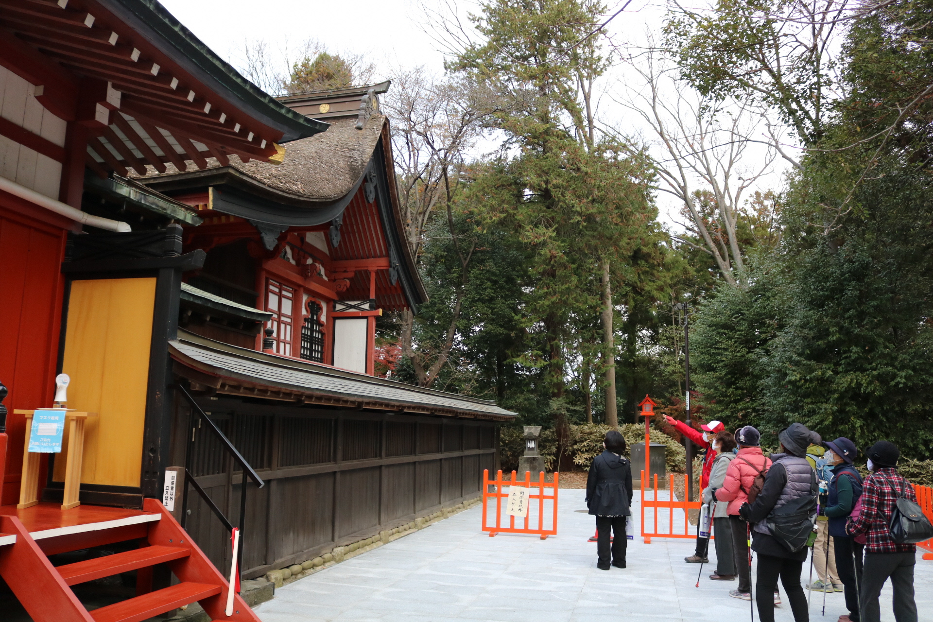 R2.12.5資料館25周年記念日光例幣使道を歩こうツアー（玉村八幡宮本殿）