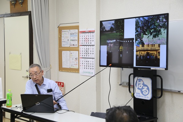 獣医師の西野重雄氏によるJICA海外活動の報告の様子