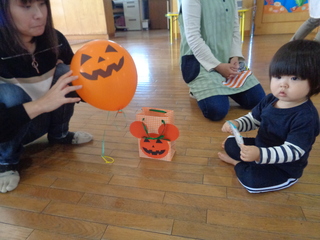 ハロウィンでお菓子をおらったところ