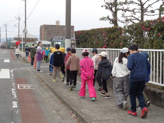 小学校に避難し、帰ってくるところ