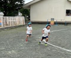 うさぎかけっこ