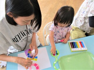 ステンドグラス風に仕上げるよ🌟