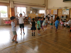 だんだん人数が少なくなってきました。最後まで残れるかな?