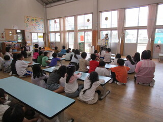 避難訓練の事前指導の様子