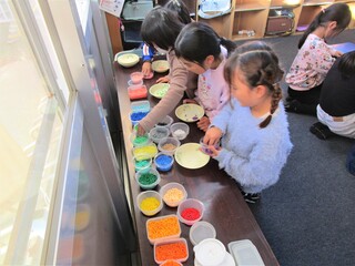 何色のビーズにしようかな🔵🟢🔴🟠🟣