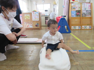 体重をはかっているところ